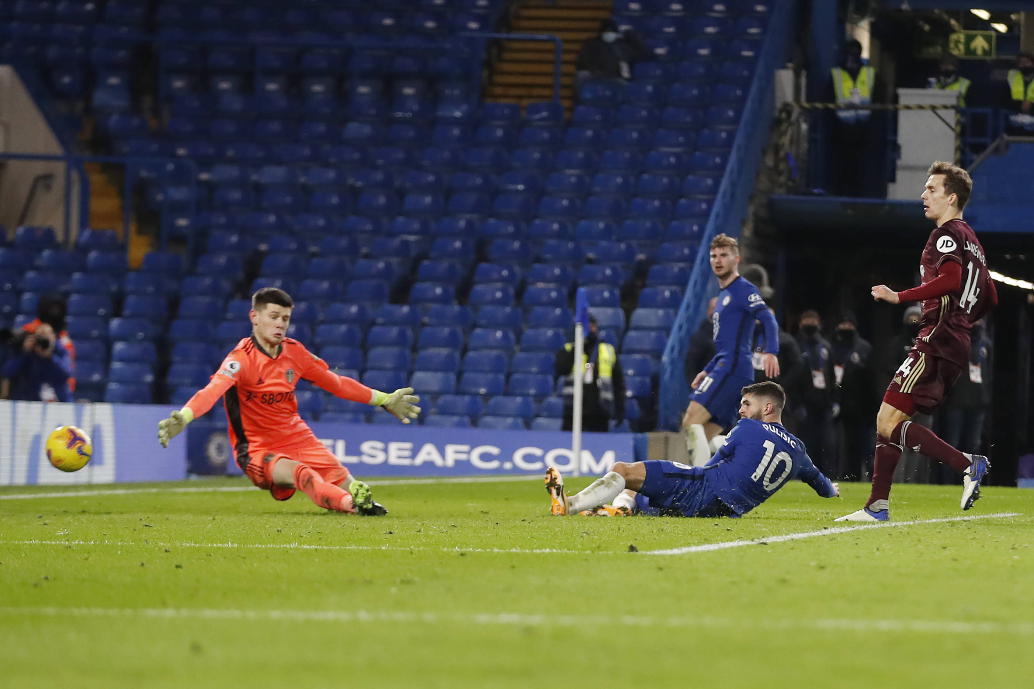 持着魅力与 持着魅力与